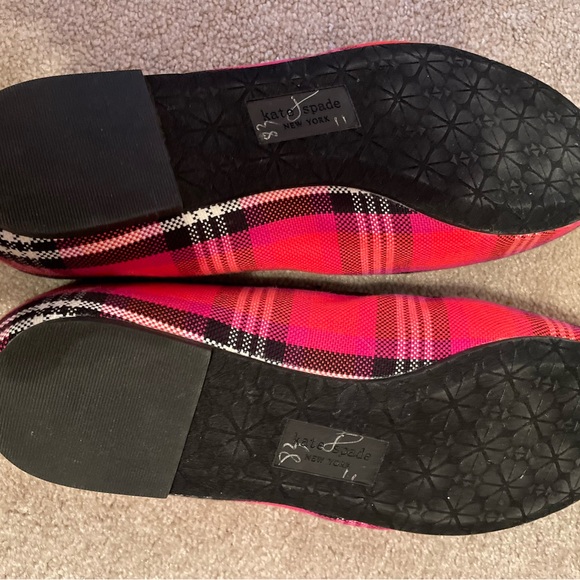 kate spade red plaid flats -8 nwot - Picture 2 of 2